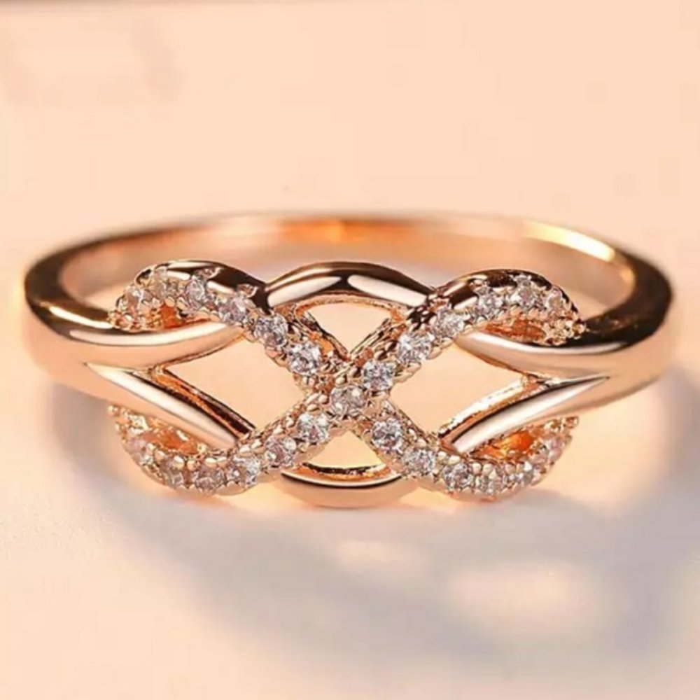 *NEW Rose Gold Diamond Infinity Cross Knot Ring - Picture 1 of 4